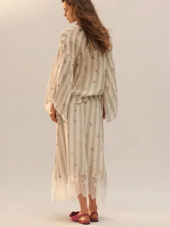 ZARA LIMITED EDITION FLORAL LACE SKIRT - Picture 2 of 8